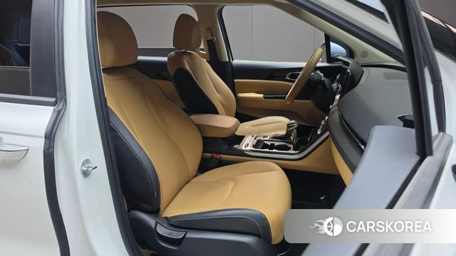 Kia Carnival 4th generation 2023 Белый из Кореи, фото 3