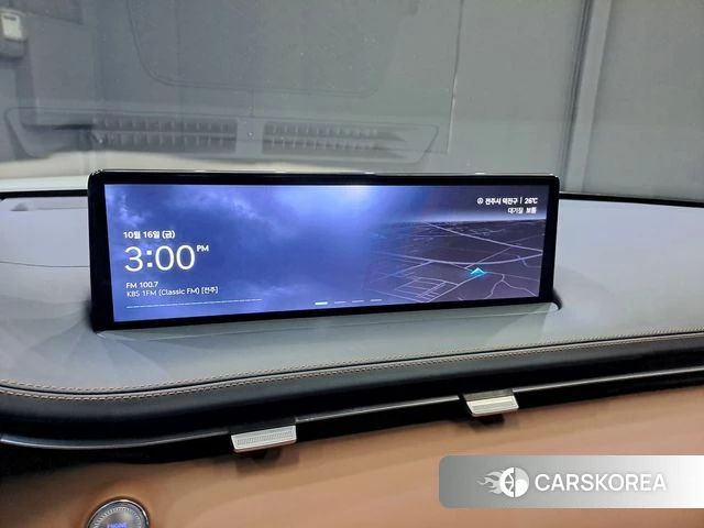 Genesis GV70 2023 Белый из Кореи, фото 3