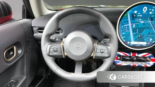 Mini Cooper C 4th generation 2025 Красный из Кореи, фото 3