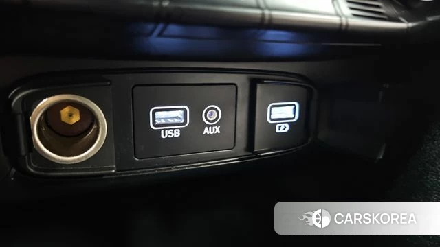 Hyundai Veloster (JS) 2019 Белый из Кореи, фото 3