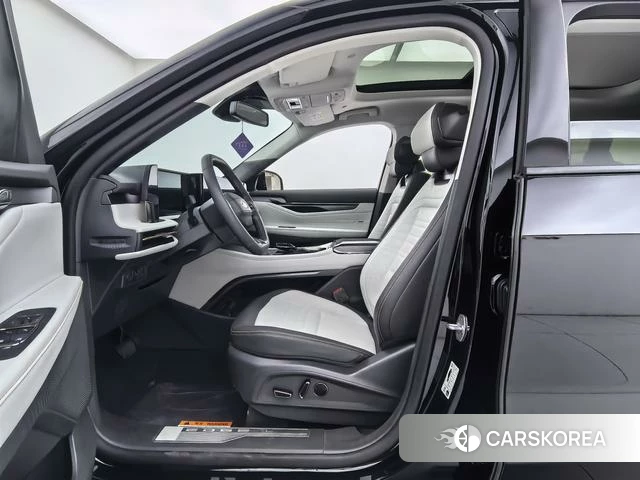 Ford Edge 2024 Черный из Китая, фото 3