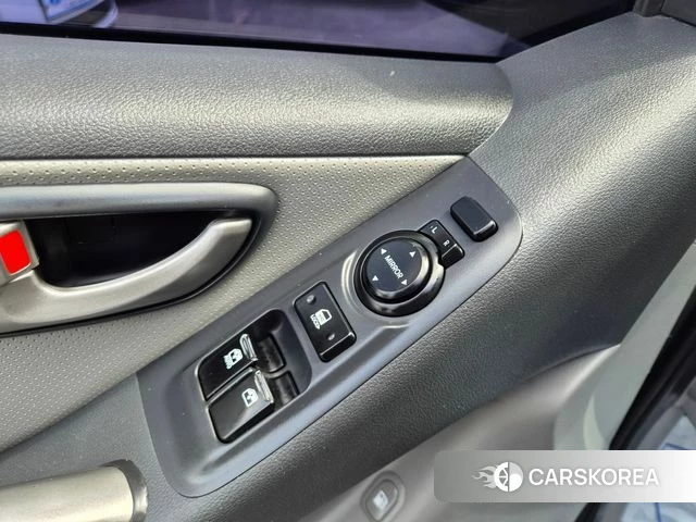 Hyundai The New Grand Starex 2021 Серебристо-серый из Кореи, фото 3