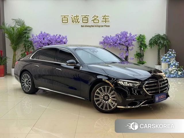 Mercedes-Benz E-Class 2025 Черный из Китая, фото 3