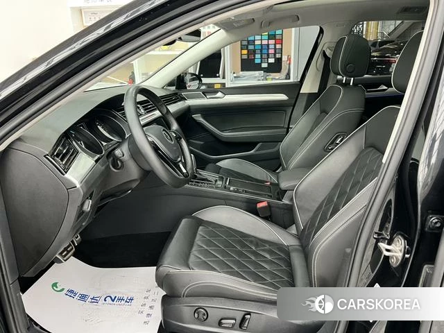 Volkswagen Magotan 2021 Черный из Китая, фото 3