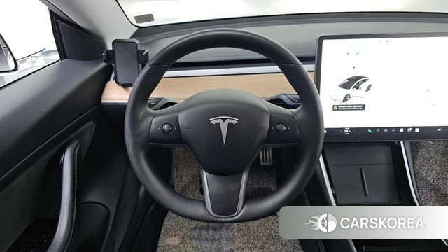 Tesla Model 3 2020 Белый из Кореи, фото 3