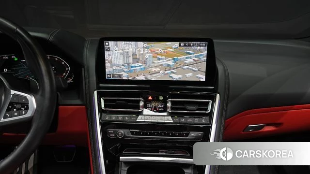 BMW 8 Series (G15) 2022 Темно-зеленый из Кореи, фото 3