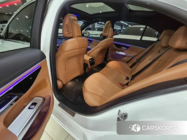 Mercedes-Benz E-Class W214 2024 Белый из Кореи, фото 3