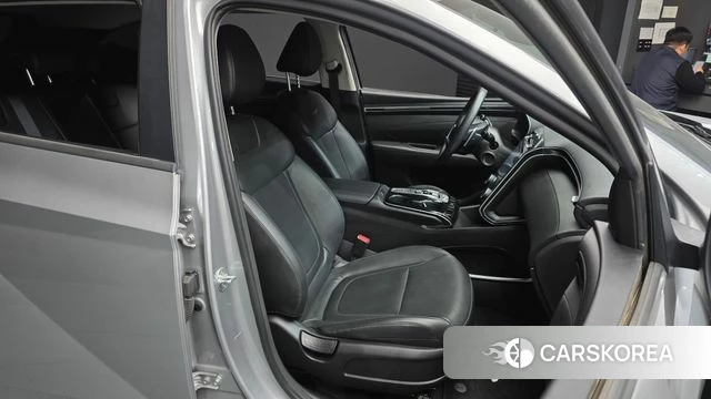Hyundai Tucson (NX4) 2022 Серебряный из Кореи, фото 3