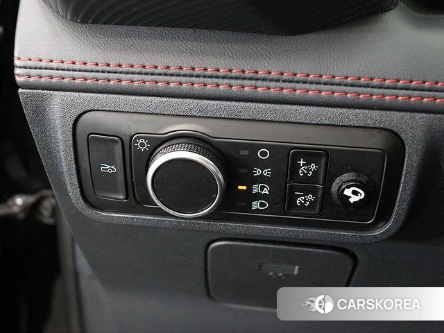 Ford Mustang 7th Generation 2025 Черный из Кореи, фото 3