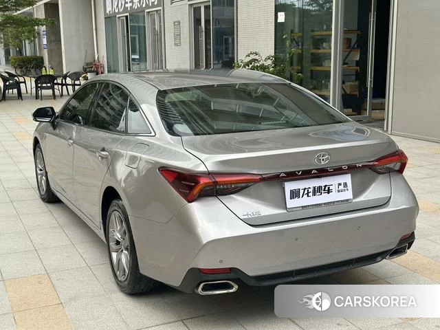 Toyota Avalon 2021 Серебристо-серый из Китая, фото 3