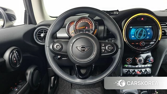 Mini Cooper 2021 Жемчужный цвет из Кореи, фото 3