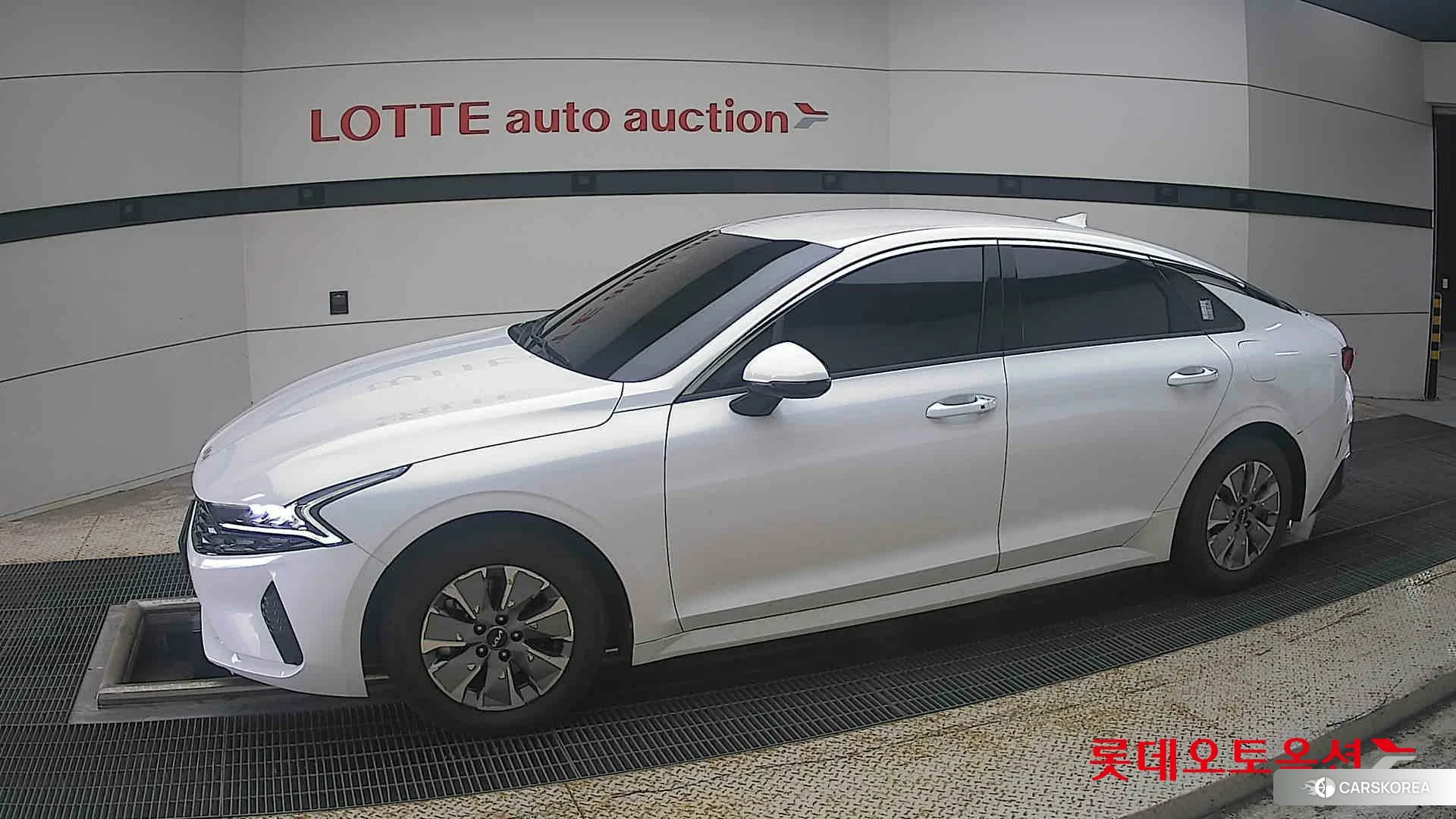 Kia K5 Hybrid 2023 Snow White Pearl (optional) из Кореи, фото 3