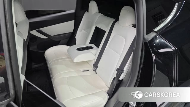 Tesla Model Y 2022 Черный из Кореи, фото 3