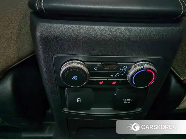 Ford Explorer 6th Generation 2023 Черный из Кореи, фото 3
