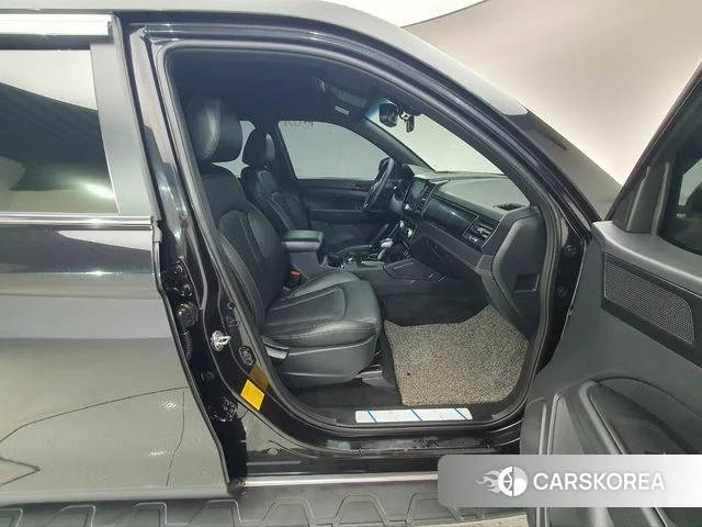 Ssangyong Rexton Sports Cannes 2020 Черный из Кореи, фото 3