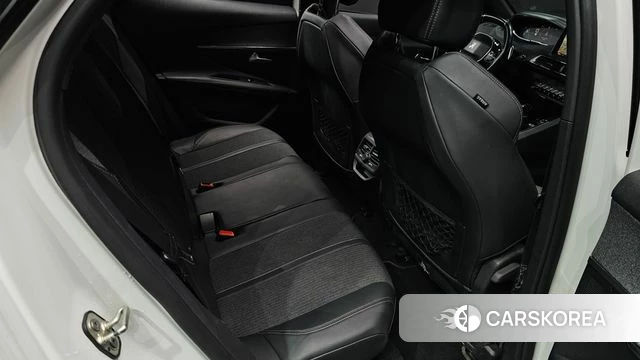 Peugeot 3008 second generation 2018 Белый из Кореи, фото 3