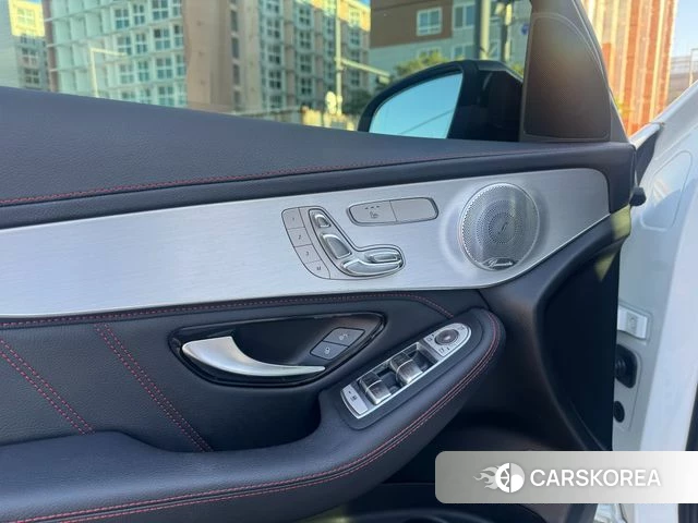 Mercedes-Benz GLC-Class X253 2018 Белый из Кореи, фото 3