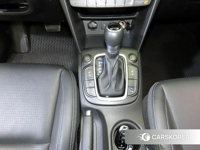 Hyundai Kona 2018 Белый из Кореи, фото 3
