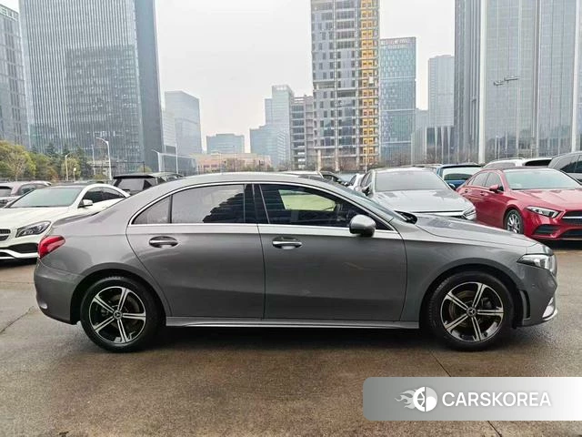 Mercedes-Benz A-Class 2023 Темно-серый из Китая, фото 3