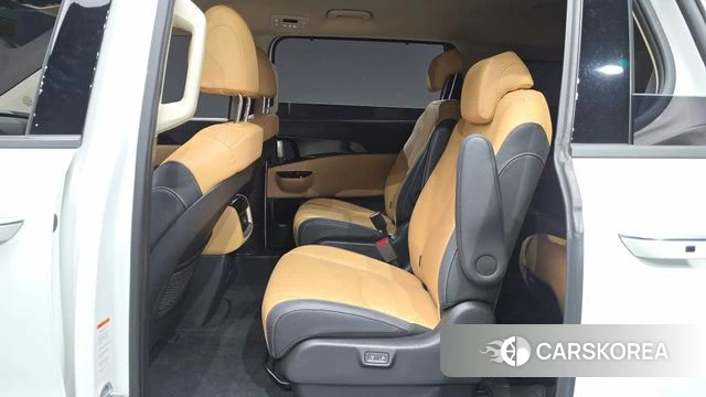 Kia Carnival 4th generation 2023 Белый из Кореи, фото 3