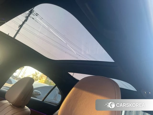 Mercedes-Benz E-Class W214 2024 Белый из Кореи, фото 3