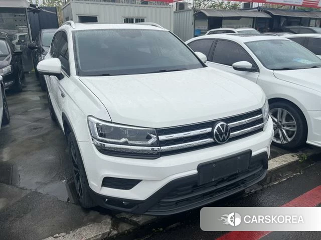 Volkswagen Tharu 2021 Белый из Китая, фото 3