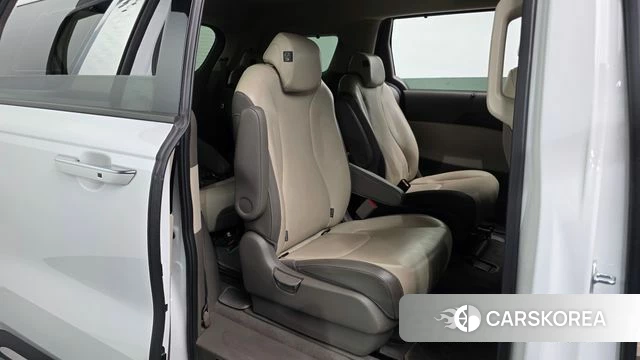 Kia Carnival 4th generation 2023 Белый из Кореи, фото 3