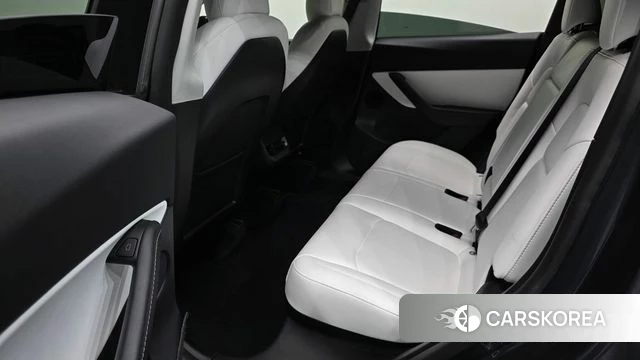 Tesla Model Y 2022 Серый из Кореи, фото 3