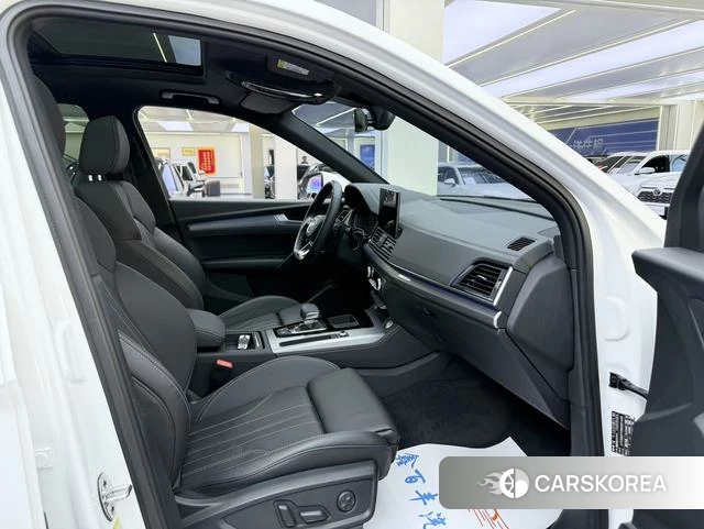 Audi Q5L 2023 Белый из Китая, фото 3
