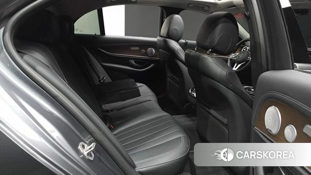 Mercedes-Benz E-Class W213 2020 Серый из Кореи, фото 3