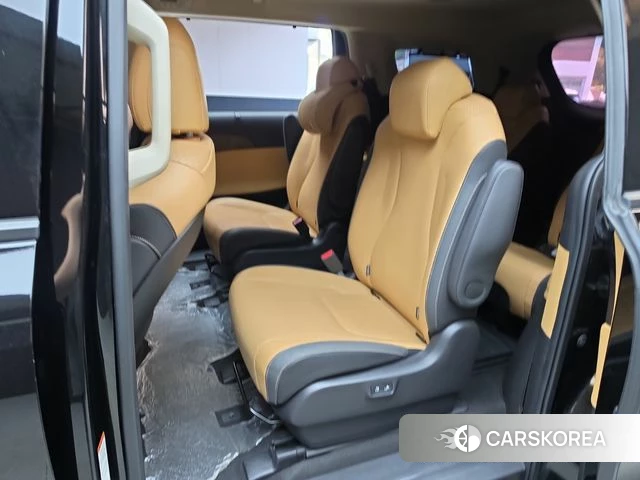 Kia Carnival 4th generation 2022 Черный из Кореи, фото 3