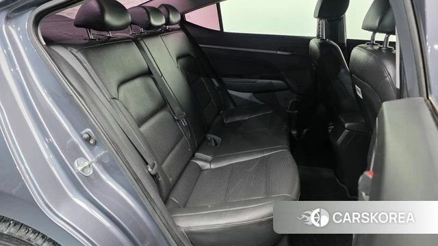 Hyundai Avante AD 2018 Серый из Кореи, фото 3
