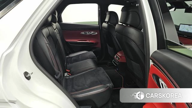 Genesis GV70 2022 Белый из Кореи, фото 3