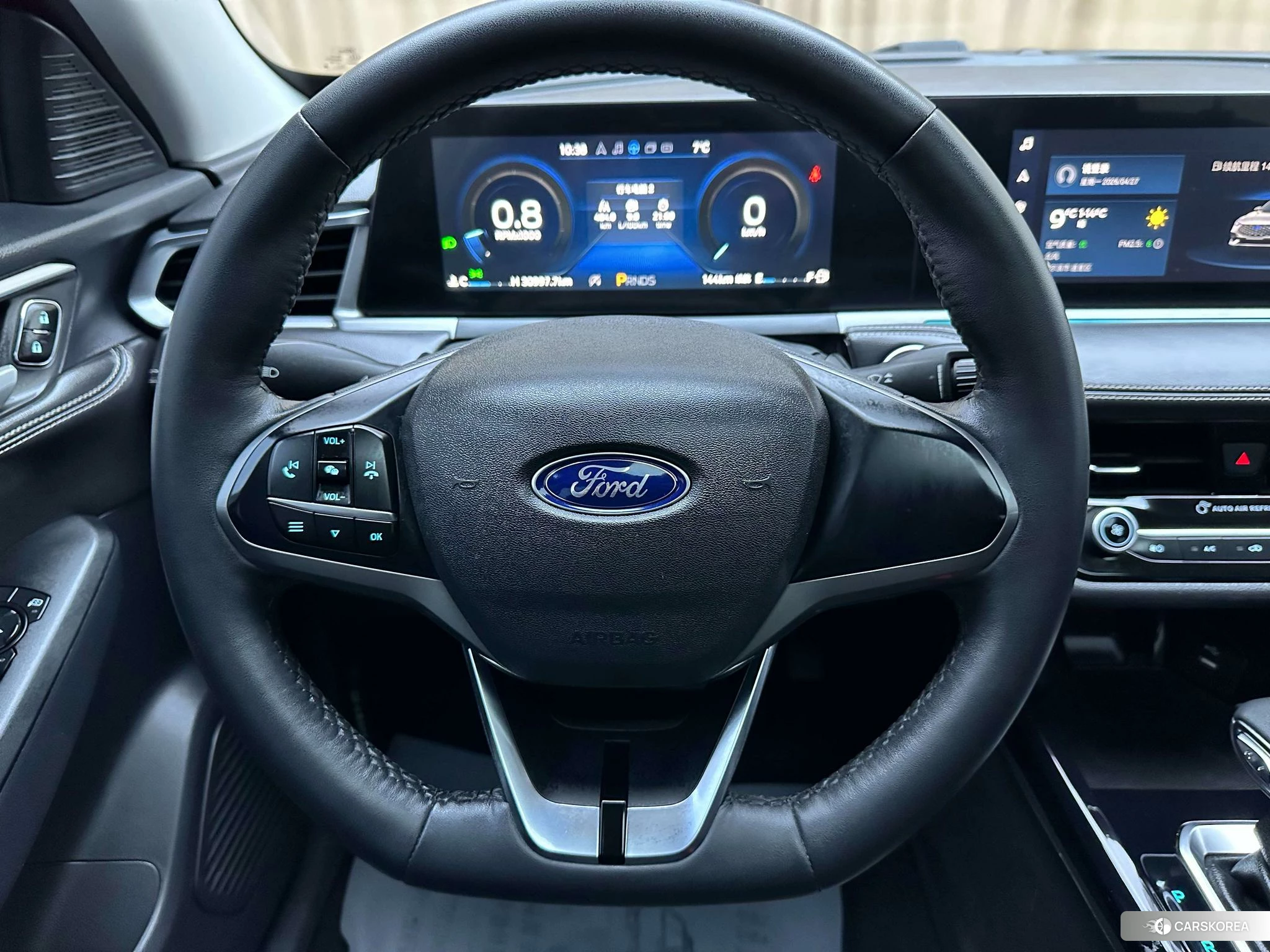 Ford Escort 2021 Красный из Китая, фото 3
