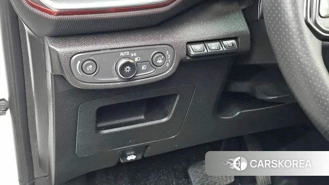 Chevrolet (GM Daewoo) Trailblazer 2020 Белый из Кореи, фото 3