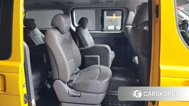 Hyundai The New Grand Starex 2018 Желтый из Кореи, фото 3