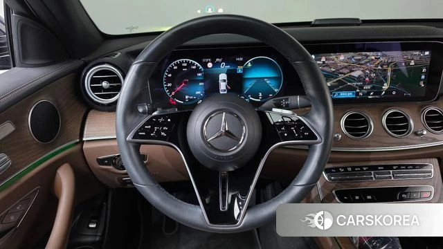 Mercedes-Benz E-Class W213 2022 Синий из Кореи, фото 3