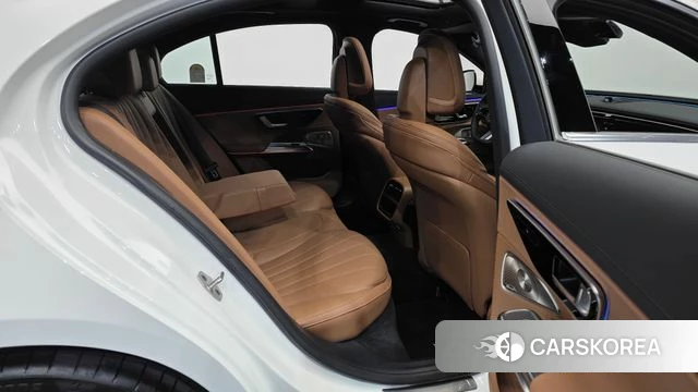 Mercedes-Benz E-Class W214 2026 Белый из Кореи, фото 3