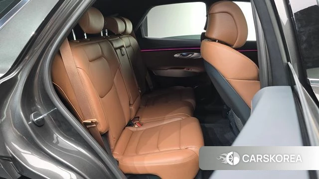 Genesis GV70 2025 Серый из Кореи, фото 3