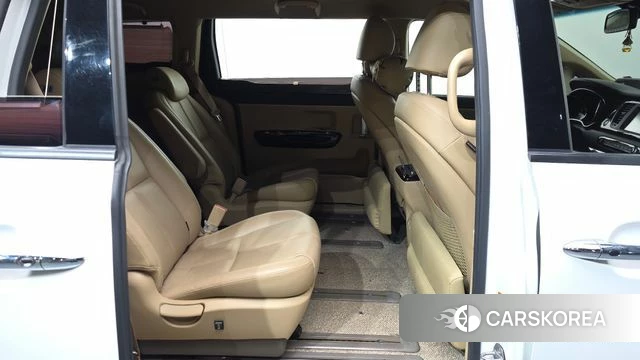 Kia The New Carnival 2018 Белый из Кореи, фото 3