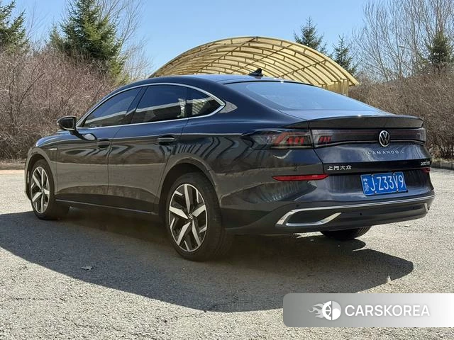 Volkswagen Lamando 2024 Темно-серый из Китая, фото 3