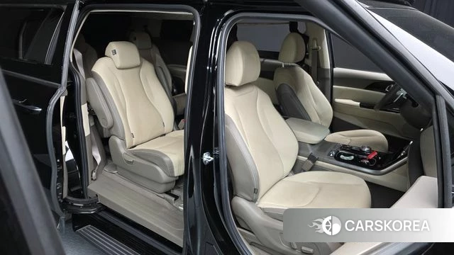 Kia Carnival 4th generation 2023 Черный из Кореи, фото 3