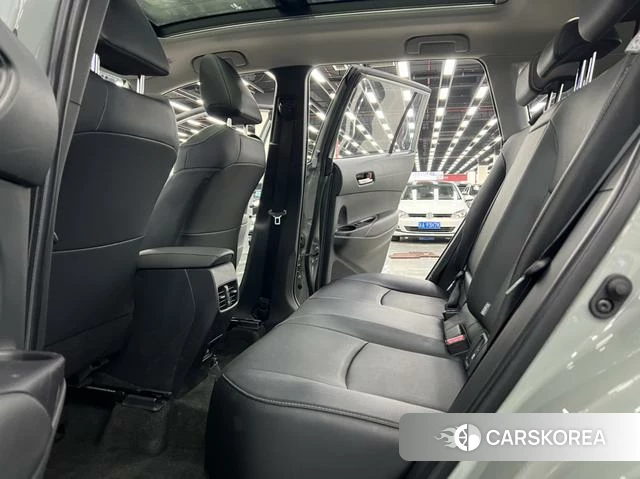 Toyota Corolla 2022 Зеленый из Китая, фото 3