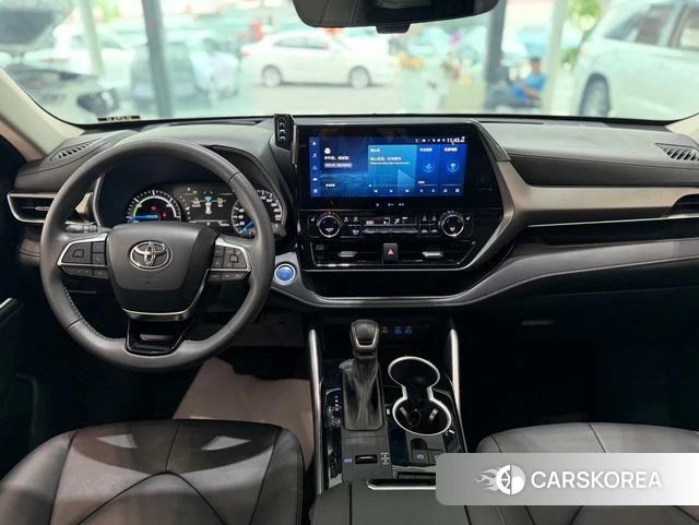 Toyota Highlander 2022 Белый из Китая, фото 3