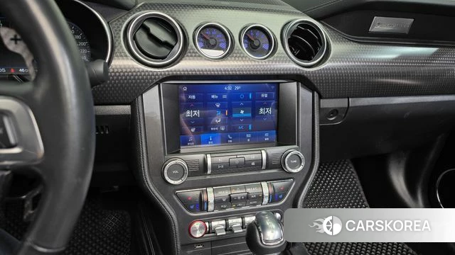 Ford Mustang 2022 Черный из Кореи, фото 4