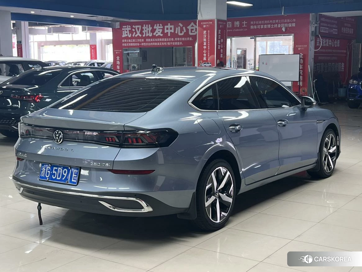 Volkswagen Lamando 2022 Синий из Китая, фото 3