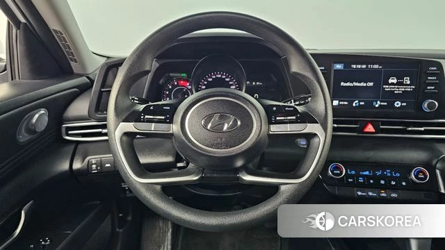 Hyundai Avante (CN7) 2023 Белый из Кореи, фото 3