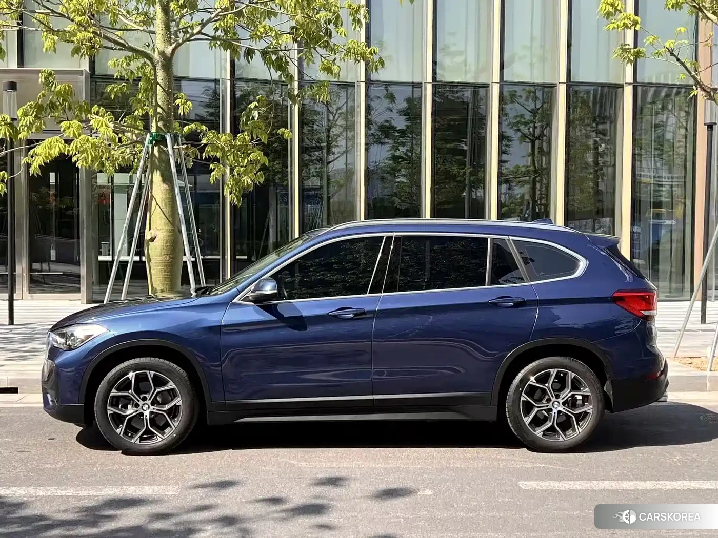 BMW X1 2021 Синий из Китая, фото 3