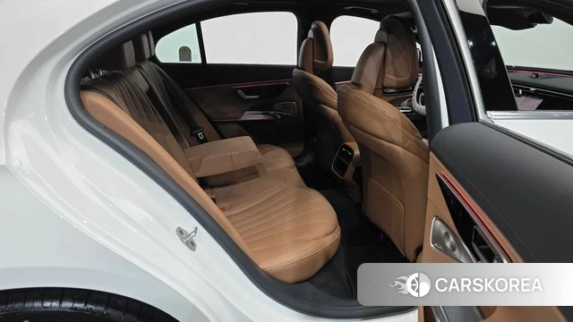 Mercedes-Benz E-Class W214 2026 Белый из Кореи, фото 3