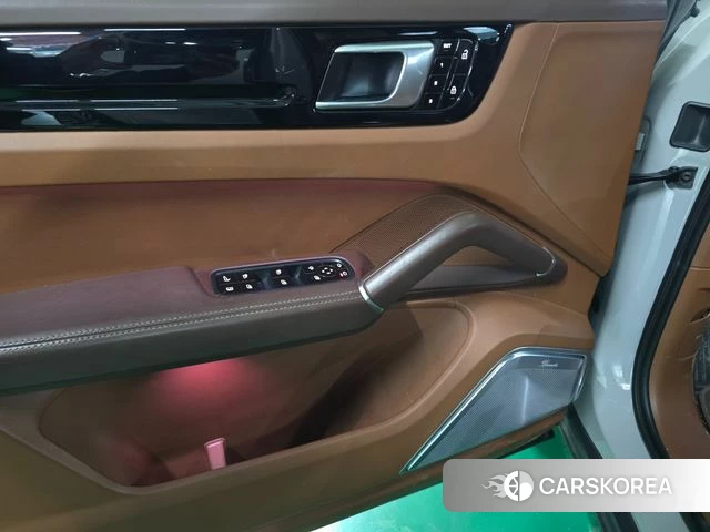 Porsche Cayenne (PO536) 2021 Серебристо-серый из Кореи, фото 3